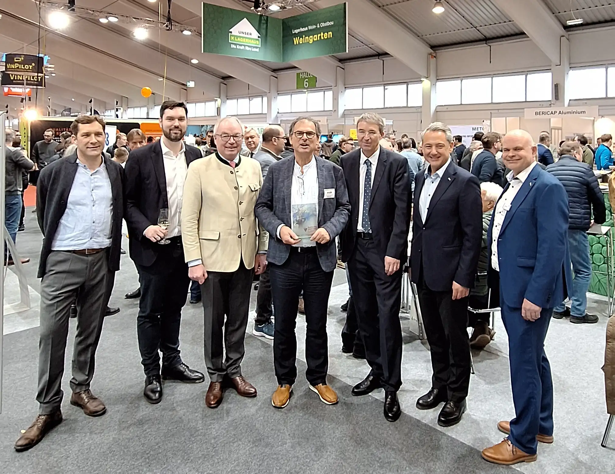 Mit Austro-Vin-Award-Preisträger am RWA-Stand.