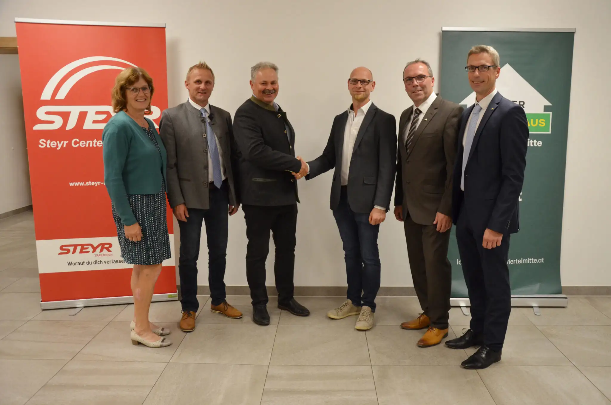 pf1-spitzenfunktionaere-uebergabe-2025