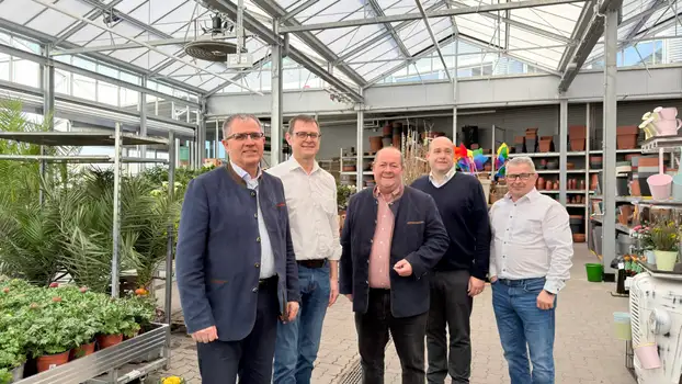 Lagerhaus Laa baut Markt aus